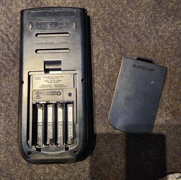 SOLD TI-84 Plus (Texas Instrument) - Picture 3 of 3